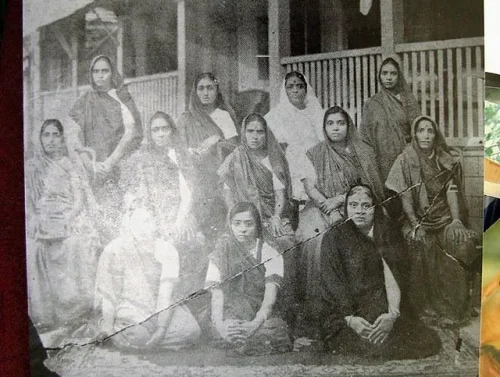Archival portrait of women of the Mehta family